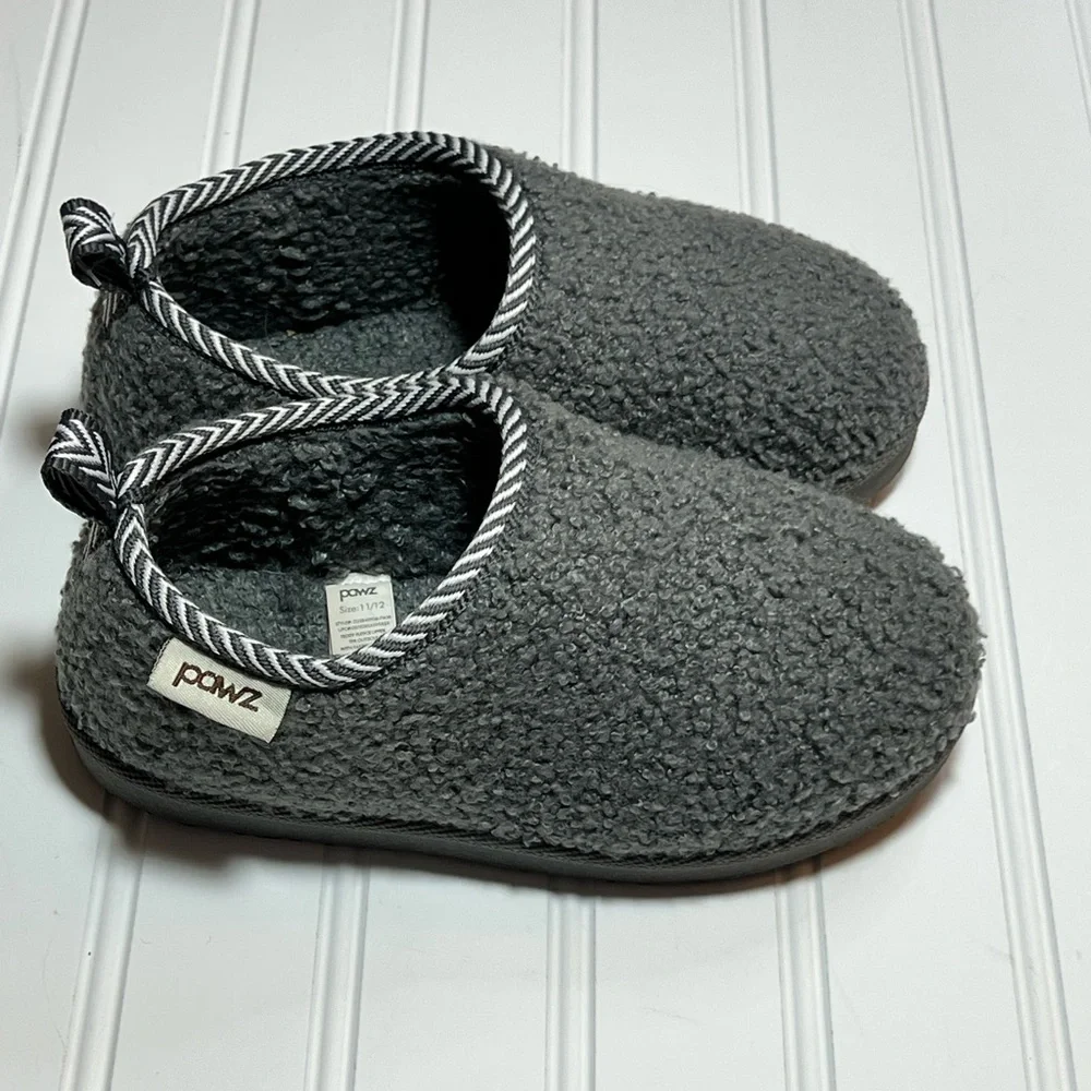 Pawz Cozy Gray Slipper Shoes kids 11/12 NWOT